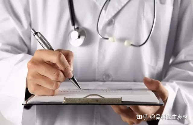 膝關(guān)節(jié)一碰就疼,休息時(shí)好轉(zhuǎn),一活動(dòng)就加重是怎么回事?